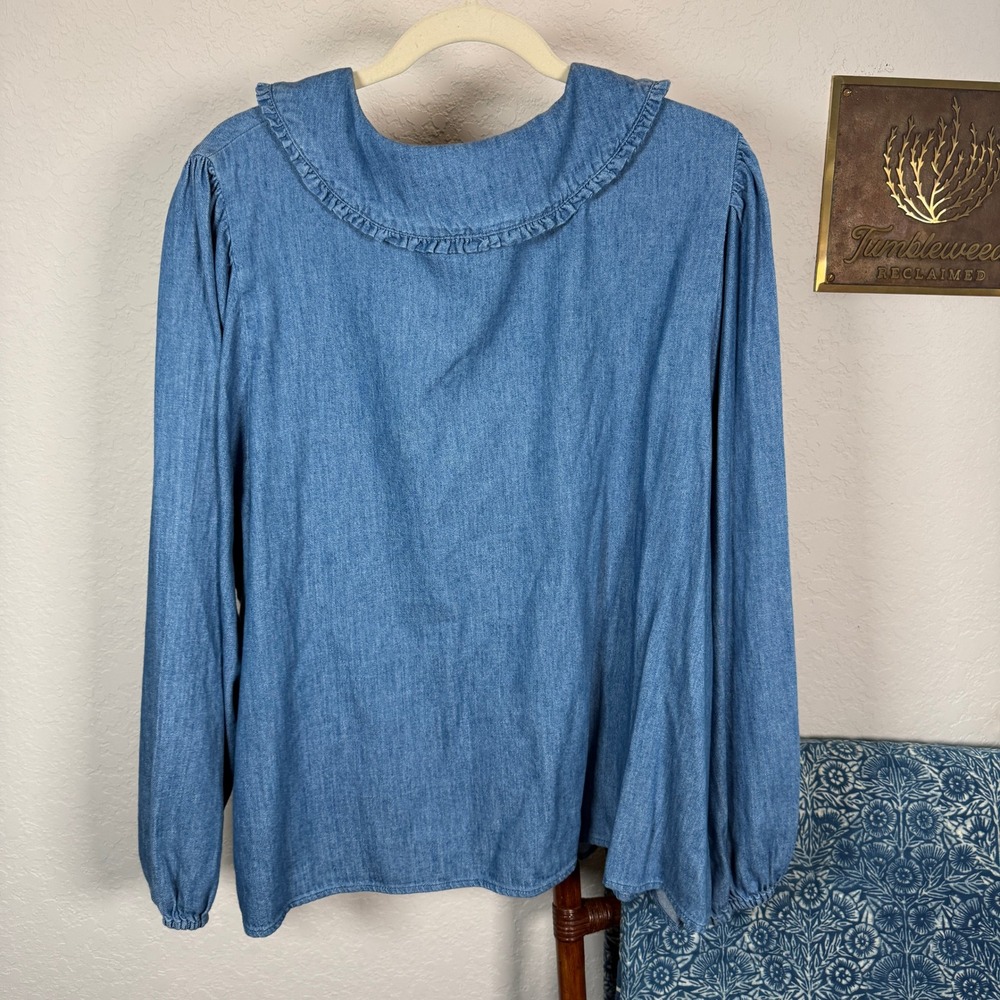 Old Navy Womens XXL Blue Chambray Denim Ruffle Peter Pan Collar Tie Front Blouse - Picture 6 of 7